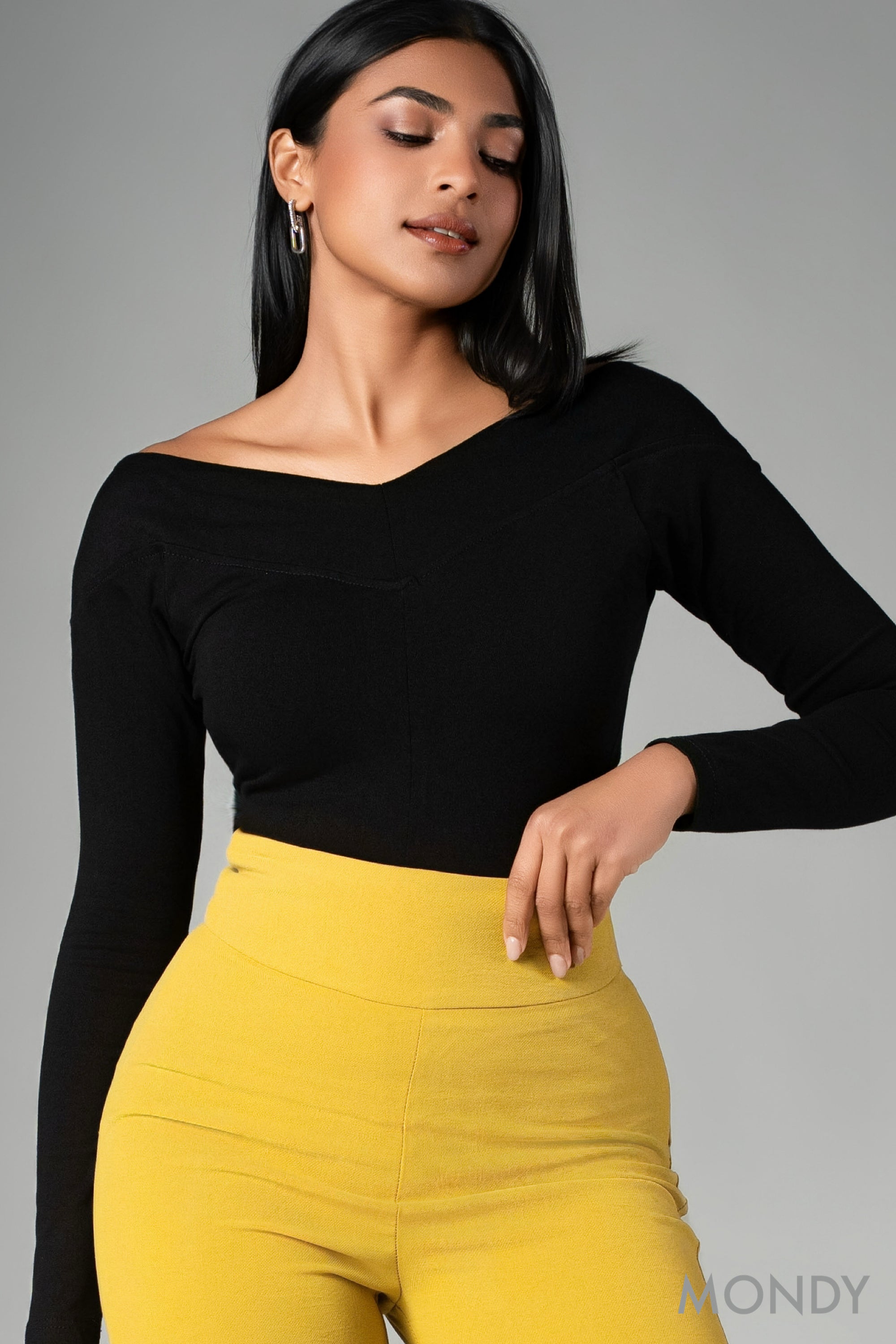 未使用タグ付‼️ Ponte Off-Shoulder Top mnavy M Off Shoulder Top – MONDY78