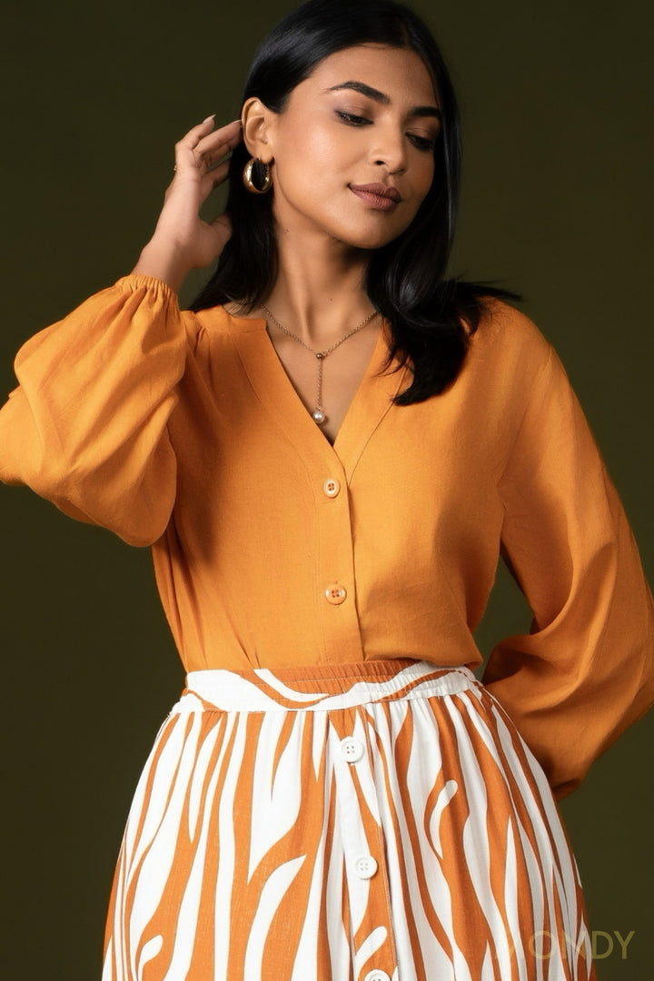 Relaxed Fit Puff Sleeve Top
