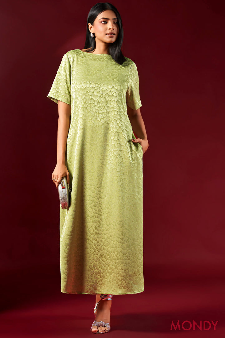 Relaxed Boxy Maxi Dress