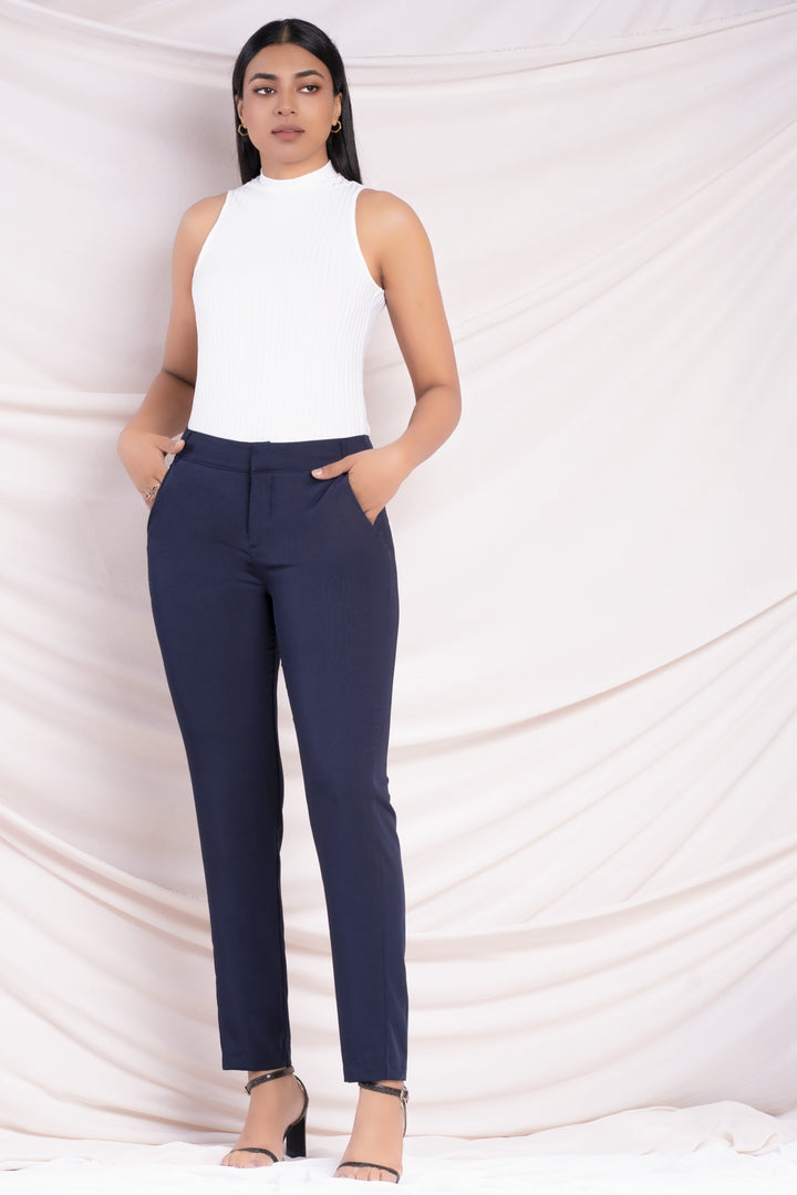 Front Hook Straight Cut Pant